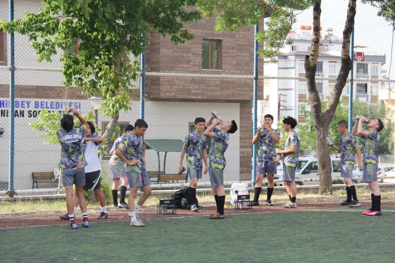U-15 TAKIMIMIZ ANTRENMANLARA DEVAM EDİYOR