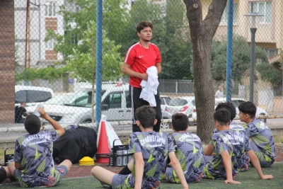 U-15 TAKIMIMIZ ANTRENMANLARA DEVAM EDİYOR.